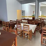 Everest Flat Service